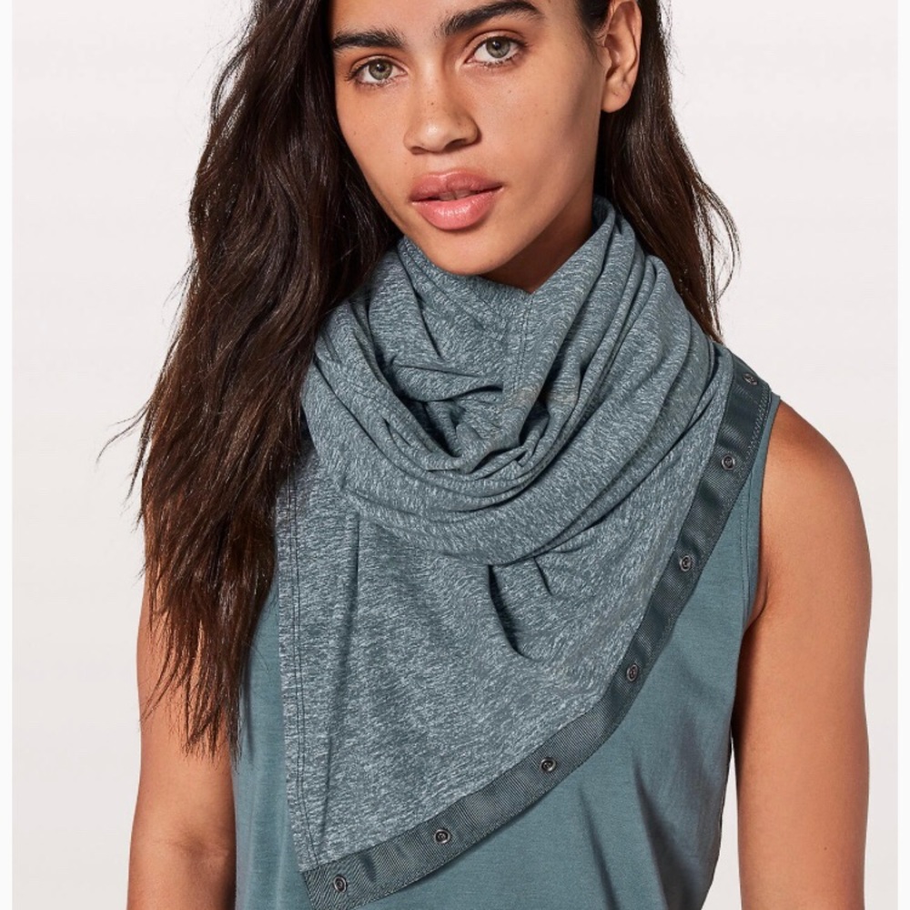 Lululemon Vinyasa Scarf